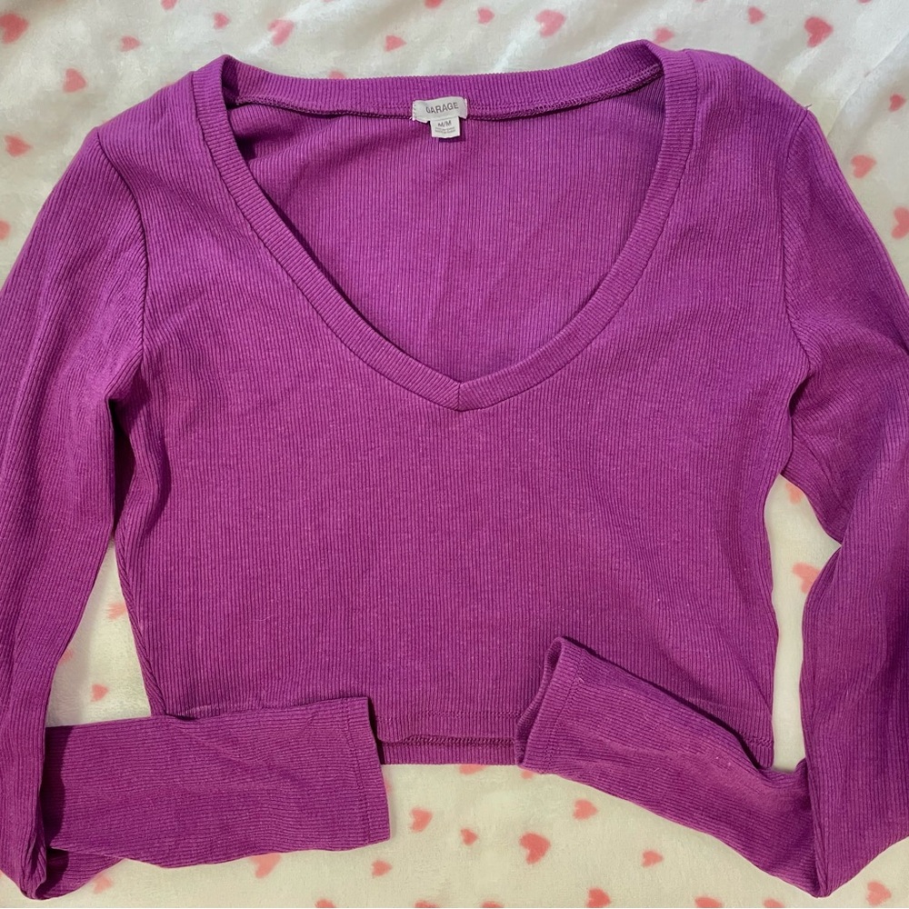 Garage V-neck cropped longsleeve